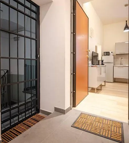 Piella Home, In The Center *