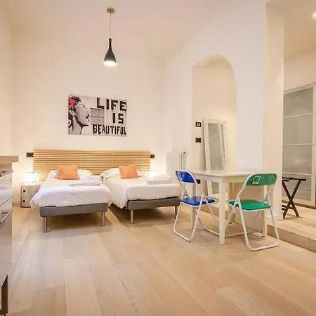 Piella Home, In The Center Bolonha