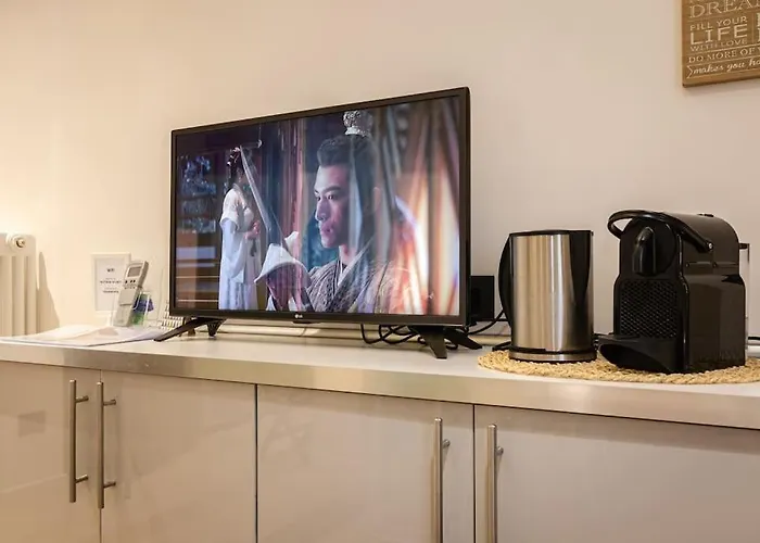 Piella Home, In The Center *